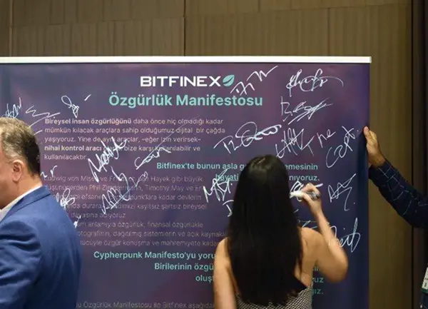 Manifesto Signature